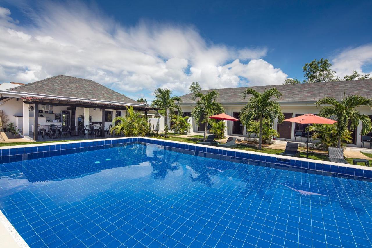 Ohana, Panglao Resort. Exterior photo