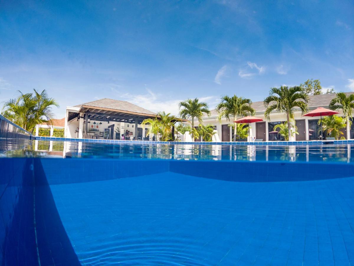 Ohana, Panglao Resort. Exterior photo