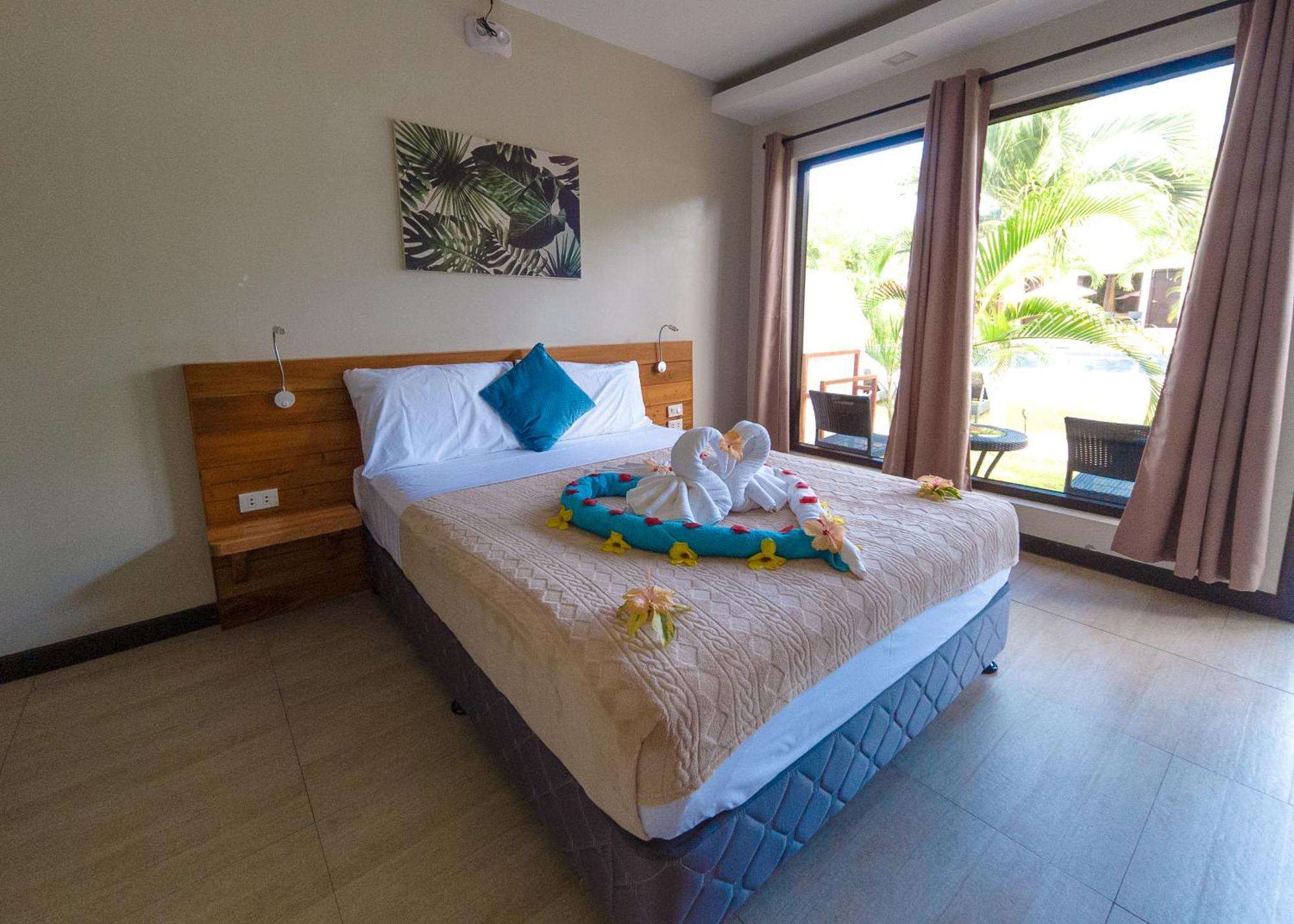 Ohana, Panglao Resort. Exterior photo