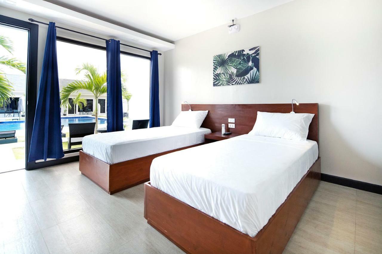 Ohana, Panglao Resort. Exterior photo